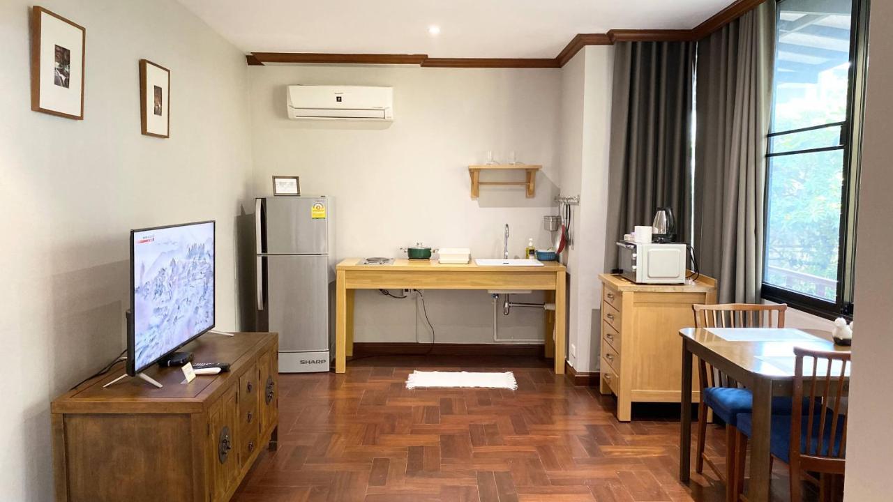 Nt Place Sukhumvit Suites Bangkok Exterior photo