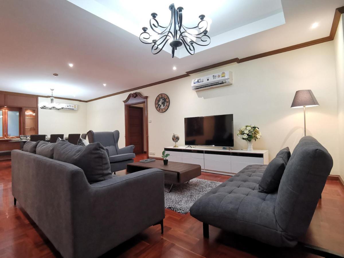 Nt Place Sukhumvit Suites Bangkok Exterior photo