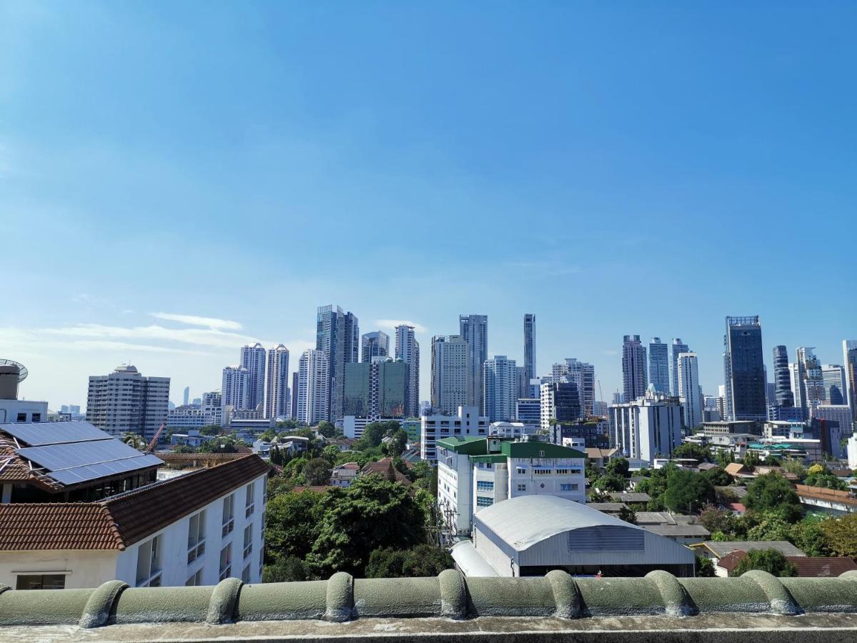 Nt Place Sukhumvit Suites Bangkok Exterior photo